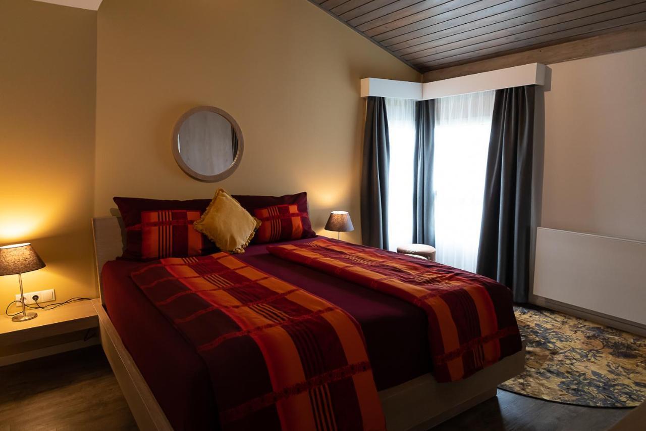 Ferienwohnung VIP Deluxe 107qm auf zwei Etagen 1 Dopplezimmer EG 1 Doppelzimmer auf der Galerie sowie 2 Badezimmer und komplette Küche mit Mikrowelle und Backofen Ideal für 1 bis 6 Gäste Direkter Blick auf Garten und Bergblick Alles nur nicht 0815 Schliersee Exterior foto